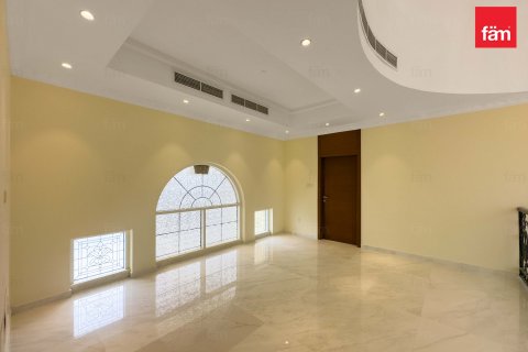 Villa in Al Furjan, Dubai 5 bedrooms, 604.3 sq.m. № 49881 - photo 4