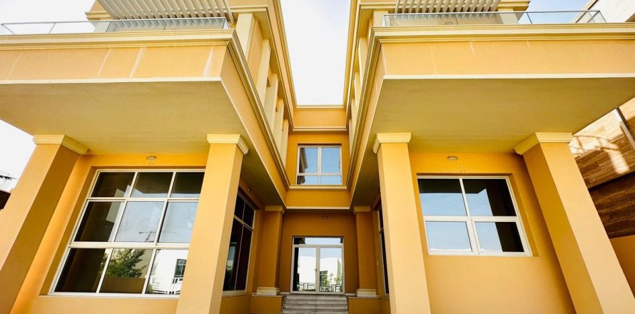 Villa à Al Furjan, Dubai, 5 chambres, 525 m², № 91820