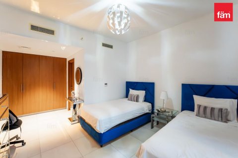 Apartment in Dubai 2 bedrooms, 170.4 sq.m. № 111834 - photo 6