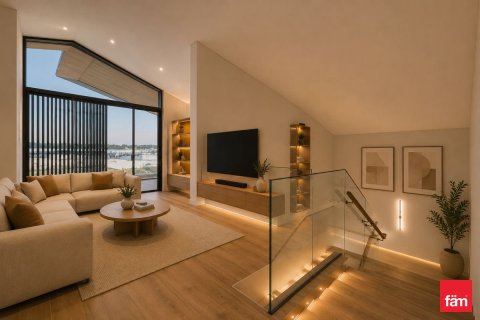 Villa in Dubai 5 bedrooms, 676.9 sq.m. № 111832 - photo 4
