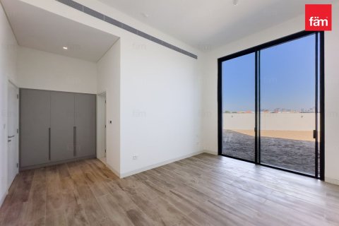 Villa in Dubai 5 bedrooms, 676.9 sq.m. № 111832 - photo 14