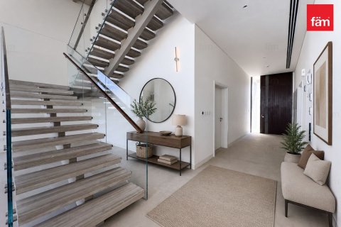 Villa in Dubai 5 bedrooms, 676.9 sq.m. № 111832 - photo 17