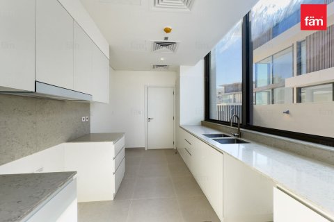 Villa in Dubai 5 bedrooms, 676.9 sq.m. № 111832 - photo 29
