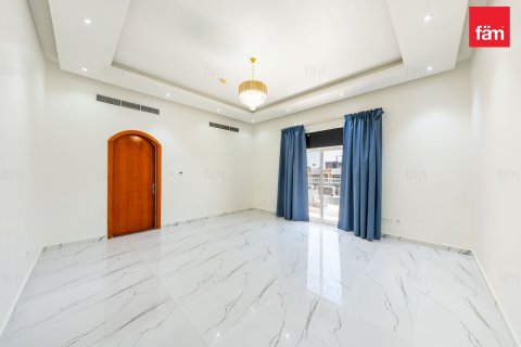 Villa in Dubai 6 bedrooms, 617.1 sq.m. № 111833 - photo 23