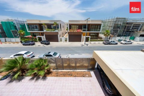 Villa in Dubai 6 bedrooms, 617.1 sq.m. № 111833 - photo 4