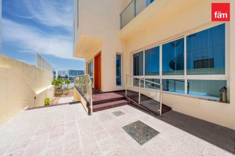 Villa in Dubai 6 bedrooms, 617.1 sq.m. № 111833 - photo 7