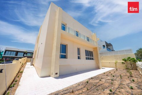 Villa in Dubai 6 bedrooms, 617.1 sq.m. № 111833 - photo 5