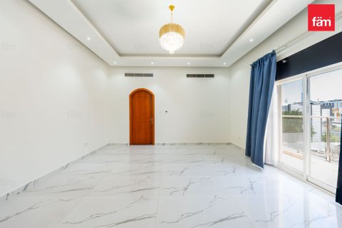 Villa in Dubai 6 bedrooms, 617.1 sq.m. № 111833 - photo 22