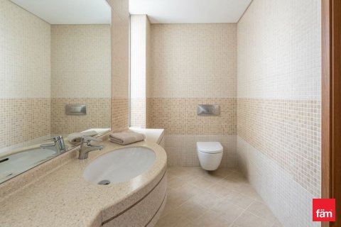 Apartment in Dubai Marina, Dubai 2 bedrooms, 127.3 sq.m. № 111841 - photo 3