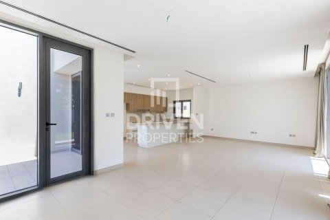 Villa in Sidra Villas, Dubai Hills Estate, Dubai 4 bedrooms, 455.69 sq.m. № 128953 - photo 2