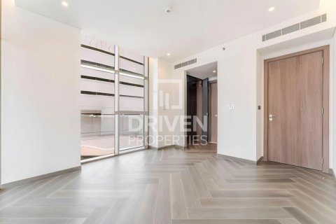 Apartment in Business Bay, Dubai 3 bedrooms, 216.19 sq.m. № 128951 - photo 4