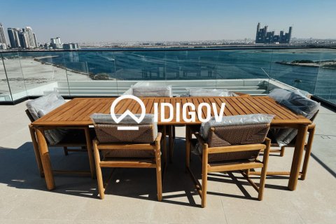 Apartment in Al Jaddaf, Dubai 4 bedrooms, 474.55 sq.m. № 139782 - photo 12