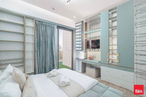 Villa in Tilal Al Ghaf, Dubai 4 bedrooms, 213.7 sq.m. № 115305 - photo 9