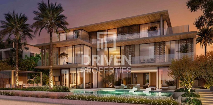 Villa en Palm Jumeirah, Dubai, 6 dormitorios, 1527.14 m², № 140060