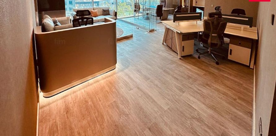 Office in Business Bay, Dubai 67.4 sq.m. № 95684