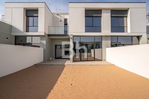 Снять в аренду таунхаус в Al Furjan, Дубай: 3 спальни, 238м², № 24358 - фото 14