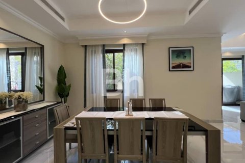 Villa en Reem, Dubai, 3 dormitorios, 223 m², № 24356 - foto 1