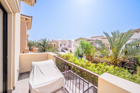 Villa en Reem, Dubai, 3 dormitorios, 223 m², № 24356 - foto 2