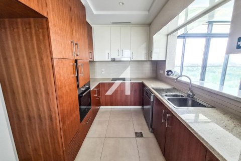 Apartment in Dubai 2 bedrooms, 144.7 sq.m. № 70059 - photo 3