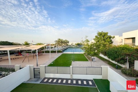 Townhouse in Town Square, Dubai 4 bedrooms, 302.3 sq.m. № 110217 - photo 3