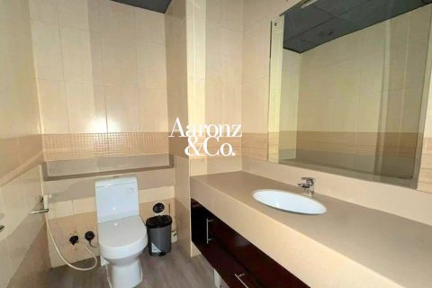 Bureau à Business Bay, Dubai, 90 m², № 121165 - photo 11