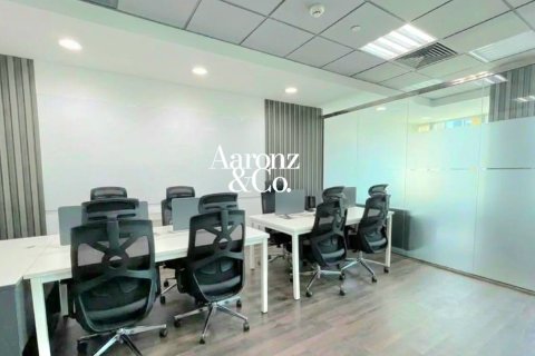 Bureau à Business Bay, Dubai, 90 m², № 121165 - photo 4