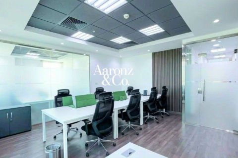 Bureau à Business Bay, Dubai, 90 m², № 121165