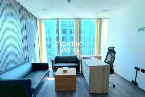 Bureau à Business Bay, Dubai, 90 m², № 121165 - photo 2
