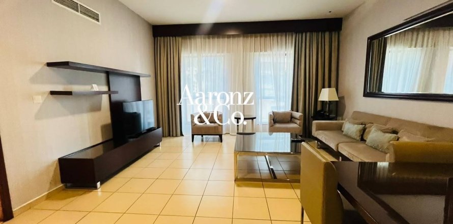 Hotel Apartment in Jumeirah Beach Residence, Dubai 1 bedroom, 63 sq.m. № 121161