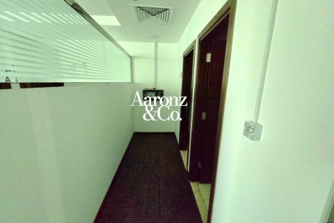 Bureau à Business Bay, Dubai, 108 m², № 121163 - photo 10