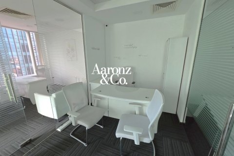 Bureau à Business Bay, Dubai, 108 m², № 121163 - photo 5
