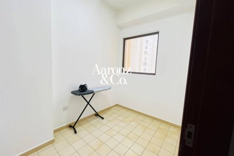 Hotel Apartment in Jumeirah Beach Residence, Dubai 2 bedrooms, 138 sq.m. № 121162 - photo 11