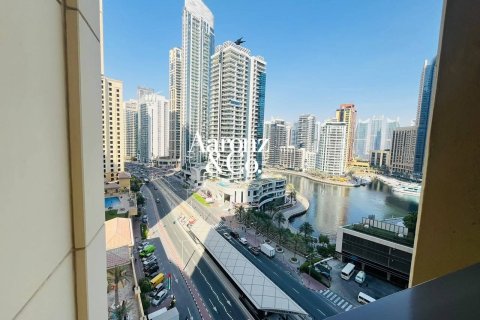 Hotel Apartment in Jumeirah Beach Residence, Dubai 2 bedrooms, 138 sq.m. № 121162 - photo 23