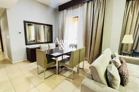 Hotel Apartment in Jumeirah Beach Residence, Dubai 2 bedrooms, 138 sq.m. № 121162 - photo 6