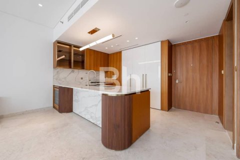 Снять в аренду квартиру в Пальме Джумейре, Дубай: 2 спальни, 132м², № 21372 - фото 3
