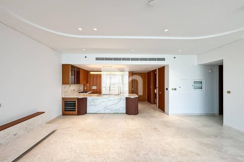 Снять в аренду квартиру в Пальме Джумейре, Дубай: 2 спальни, 132м², № 21372 - фото 8