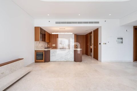 Снять в аренду квартиру в Пальме Джумейре, Дубай: 2 спальни, 132м², № 21372 - фото 1
