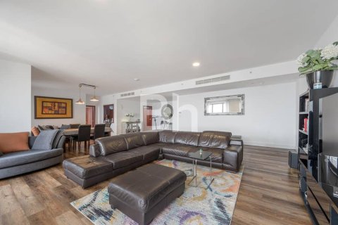 Appartement à Jumeirah Beach Residence, Dubai, 4 chambres, 269 m², № 21369 - photo 1