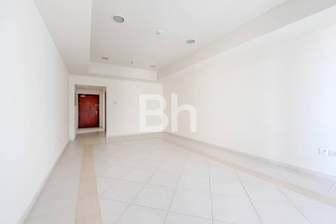 Apartment in Dubai Marina, Dubai 2 bedrooms, 122 sq.m. № 21371 - photo 1