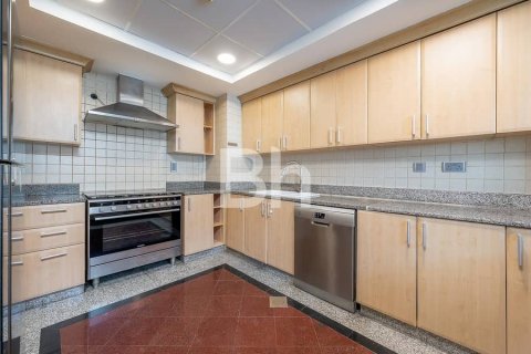 Penthouse in Palm Jumeirah, Dubai 4 bedrooms, 487 sq.m. № 21368 - photo 7