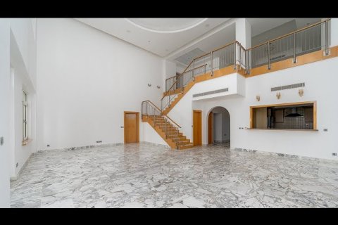 Penthouse in Palm Jumeirah, Dubai 4 bedrooms, 487 sq.m. № 21368 - photo 17