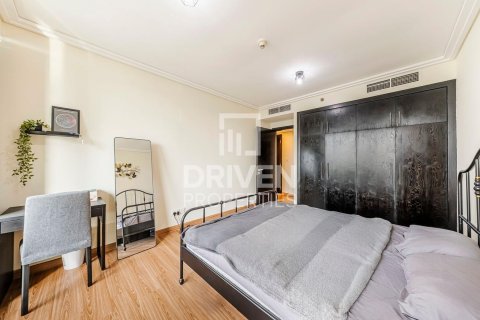 Apartment in Jumeirah Lake Towers, Dubai 2 bedrooms, 101 sq.m. № 65500 - photo 9