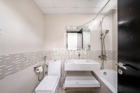 Apartment in Jumeirah Lake Towers, Dubai 2 bedrooms, 101 sq.m. № 65500 - photo 13