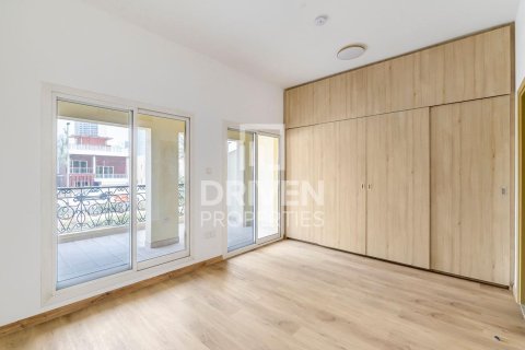 Maison de ville à Jumeirah Village Circle, Dubai, 4 chambres, 385 m², № 65510 - photo 7