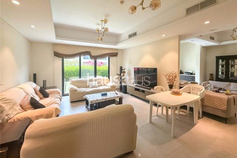تاون هاوس في Motor City, دبي 4 غرف نوم, 269 م² رقم 44633 - صورة 1