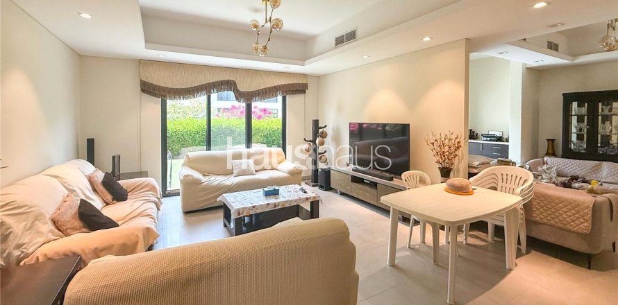 تاون هاوس في Motor City, دبي 4 غرف نوم, 269 م² رقم 44633