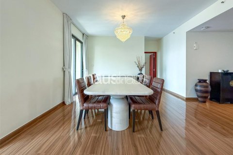 Apartment in Murjan, Jumeirah Beach Residence, Dubai 4 bedrooms, 270 sq.m. № 44632 - photo 4