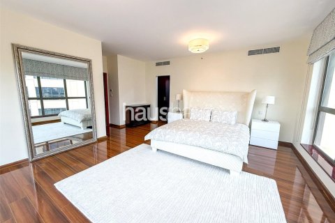 Apartment in Murjan, Jumeirah Beach Residence, Dubai 4 bedrooms, 270 sq.m. № 44632 - photo 11