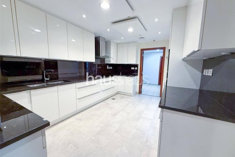 Apartment in Murjan, Jumeirah Beach Residence, Dubai 4 bedrooms, 270 sq.m. № 44632 - photo 7