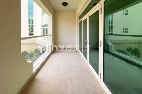 Apartment in Shoreline Apartments, Palm Jumeirah, Dubai 2 bedrooms, 147 sq.m. № 44629 - photo 10